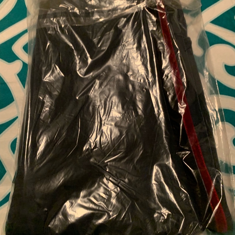 Tommy Jeans with Velvet Trim for Girls